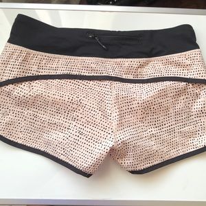 Lululemon speed shorts size 6